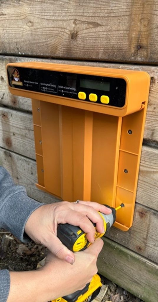 Chickcozy Automatic Door Instalation
